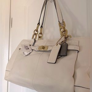 NEW with tag Original Coach leather handbag in off white